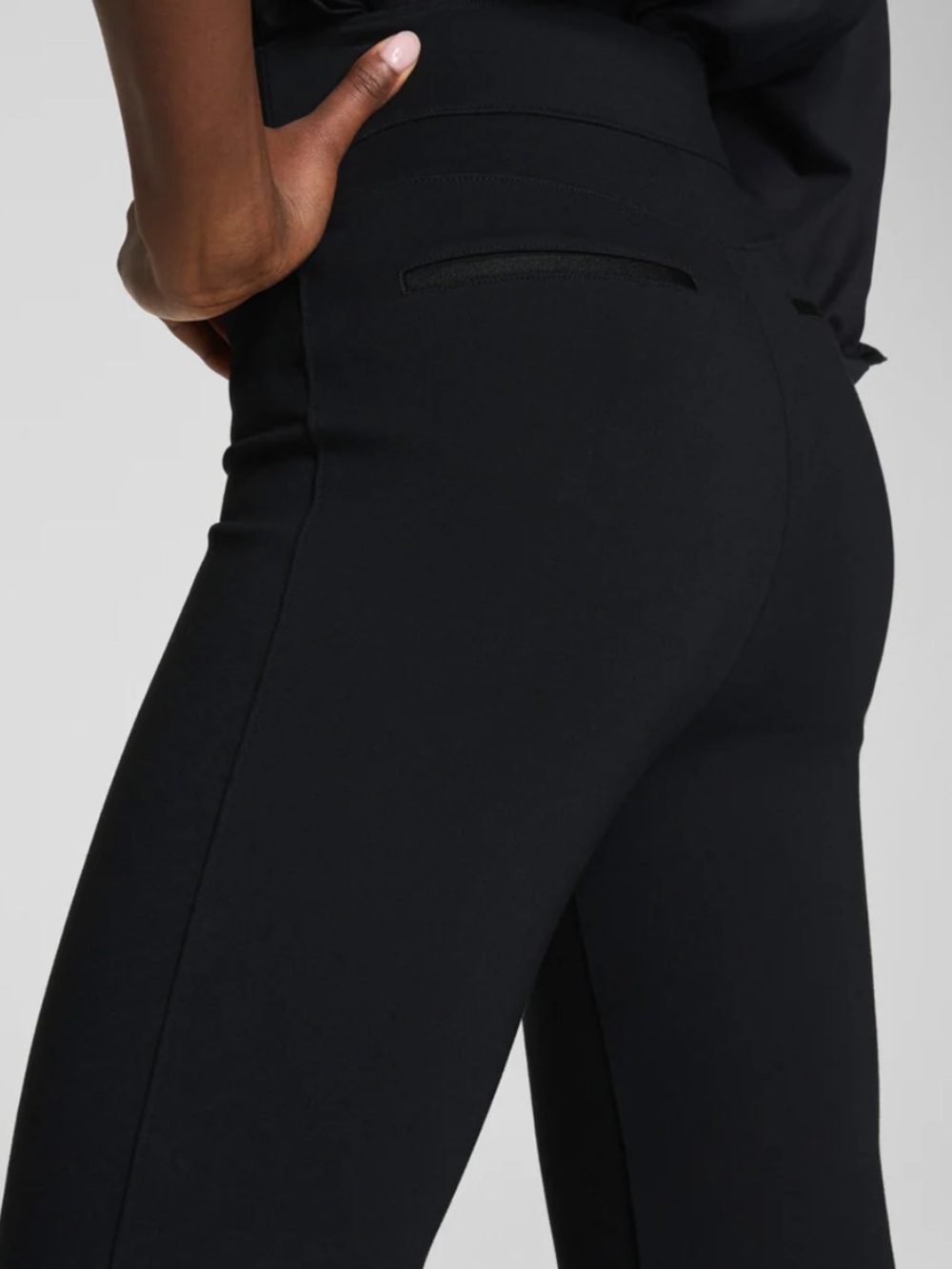 SPANX supersmooth PerfectFit
Ponte Flare Pant black XS - Picture 3 of 9